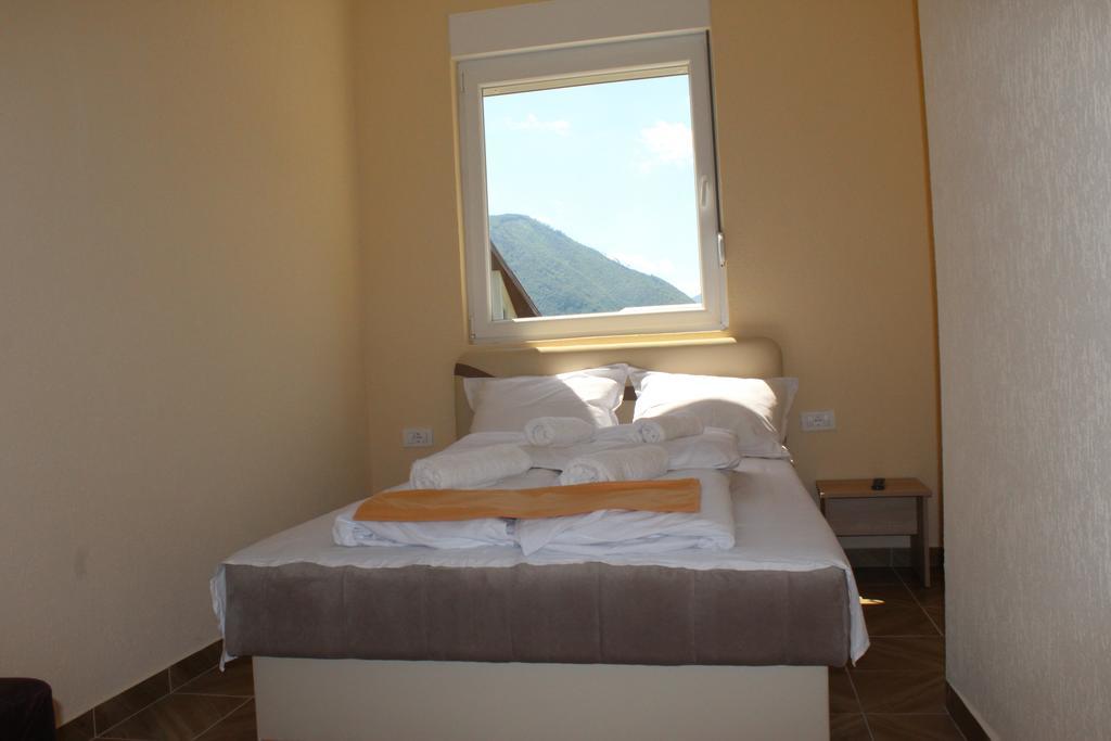 Guesthouse Eko Piva Plužine Extérieur photo
